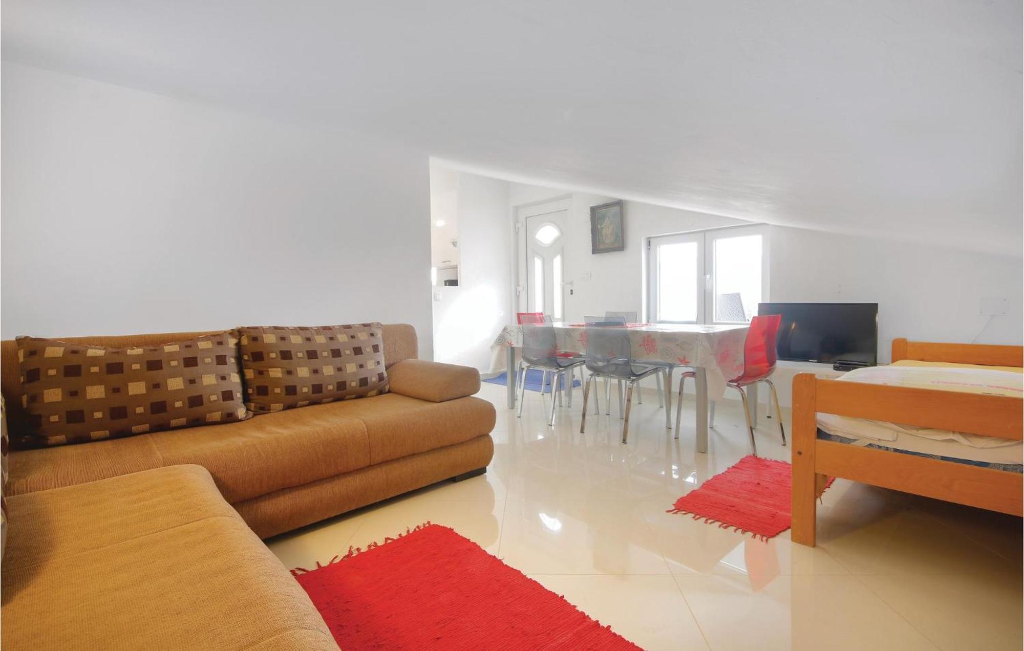 Cozy Apartment In Medulin With Kitchen Exteriör bild